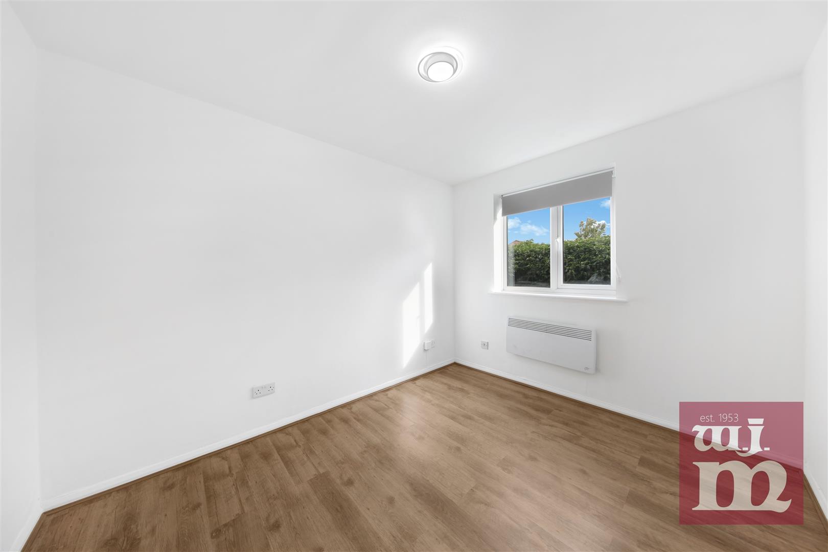 Draycott Close, Whistperwood